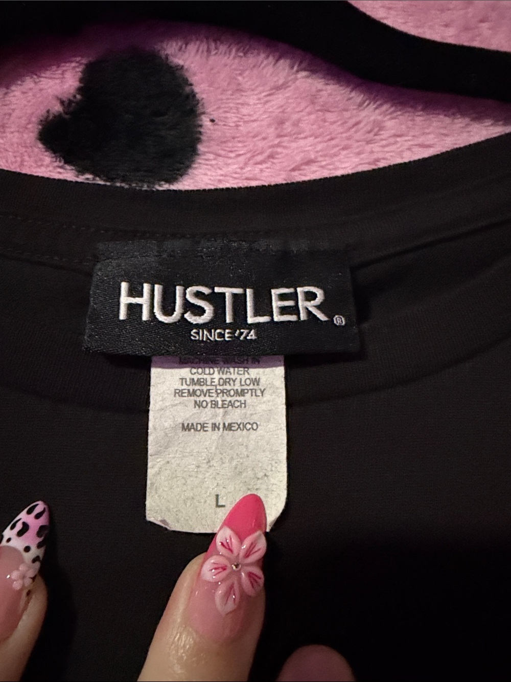 Hustler Hollywood Black Tee with back wings - Picture 5 of 5